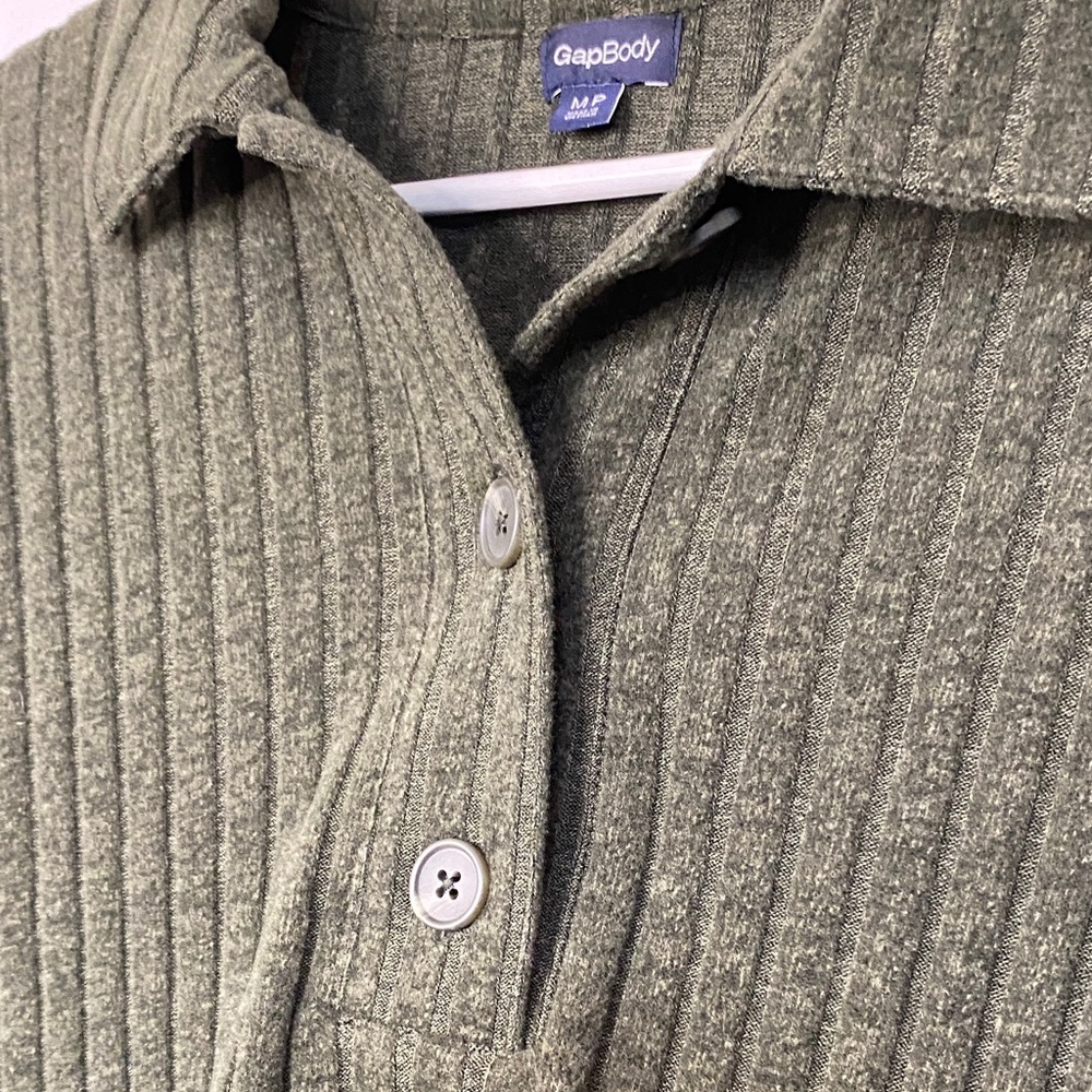 Deep Olive Ribbed Turtleneck Sweater - Picture 6 of 6